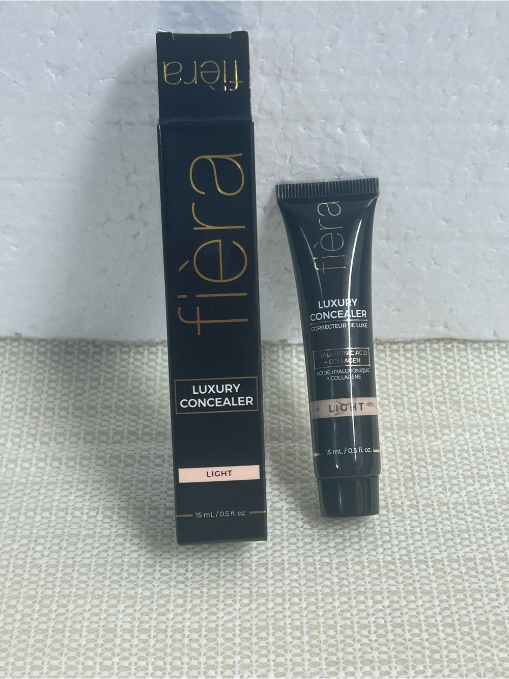 Luxury Concealer - Light | Smooth Full-Coverage Concealer